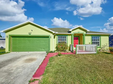 1407 Se Grapeland Avenue Port Saint Lucie FL 34952