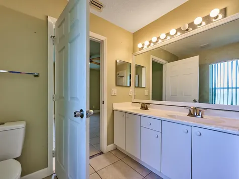 1407 Se Grapeland Avenue Port Saint Lucie FL 34952