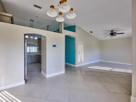 1407 Se Grapeland Avenue Port Saint Lucie FL 34952