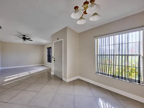 1407 Se Grapeland Avenue Port Saint Lucie FL 34952