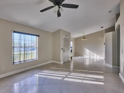 1407 Se Grapeland Avenue Port Saint Lucie FL 34952
