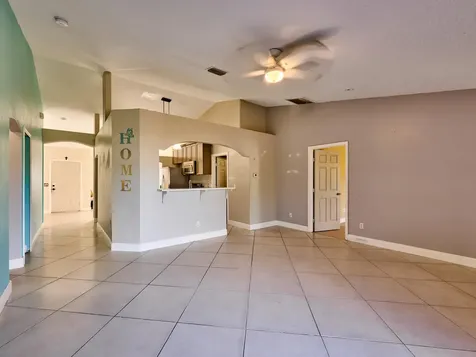 1407 Se Grapeland Avenue Port Saint Lucie FL 34952