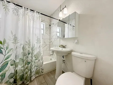 5909 Pinewood Avenue West Palm Beach FL 33407