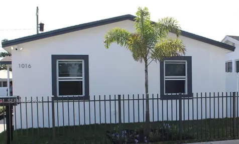 1016 State Street West Palm Beach FL 33407