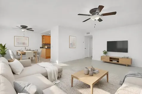310 Wellington M West Palm Beach FL 33417