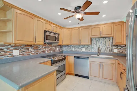 310 Wellington M West Palm Beach FL 33417
