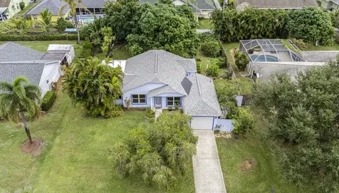 6851 Nw Jorgensen Road Port Saint Lucie FL 34983