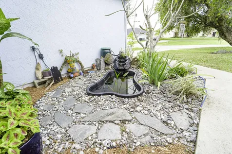6851 Nw Jorgensen Road Port Saint Lucie FL 34983