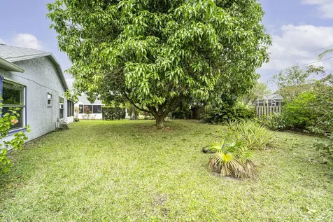6851 Nw Jorgensen Road Port Saint Lucie FL 34983