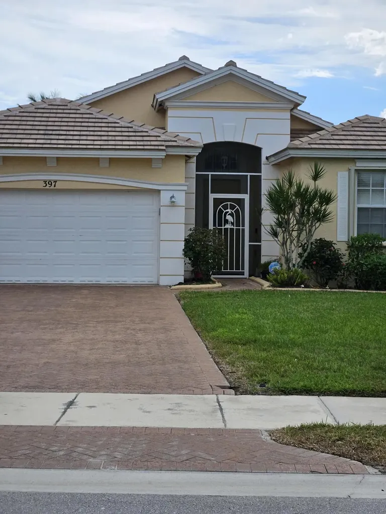 397 Sw Lakeforest Way Port Saint Lucie FL 34986