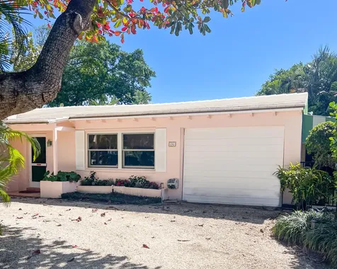210 Debra Lane Palm Beach FL 33480
