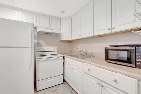 549 Fanshaw Boca Raton FL 33434