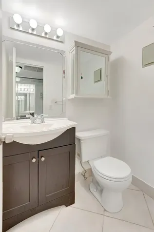 549 Fanshaw Boca Raton FL 33434