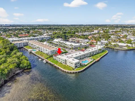 711 Ne Harbour Terrace Boca Raton FL 33431