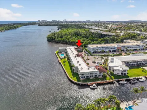 711 Ne Harbour Terrace Boca Raton FL 33431