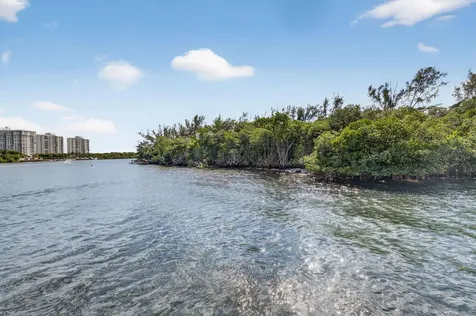 711 Ne Harbour Terrace Boca Raton FL 33431