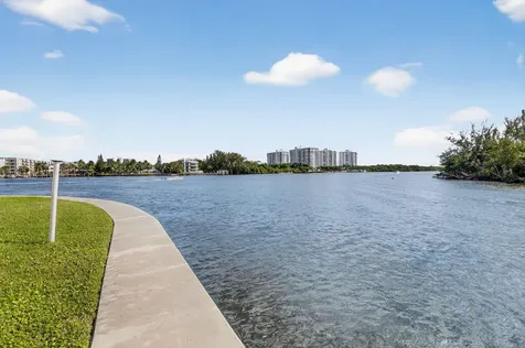 711 Ne Harbour Terrace Boca Raton FL 33431
