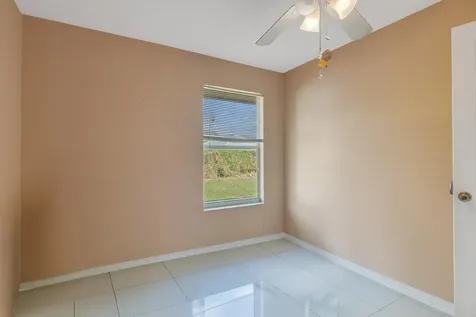 426 15th Lane Vero Beach FL 32962