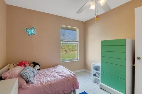 426 15th Lane Vero Beach FL 32962