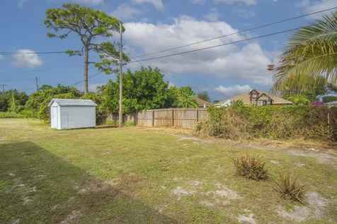 426 15th Lane Vero Beach FL 32962