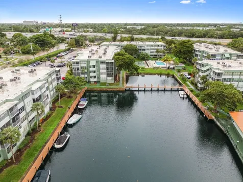 2761 Taft Street Hollywood FL 33020