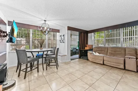 2761 Taft Street Hollywood FL 33020