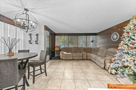 2761 Taft Street Hollywood FL 33020