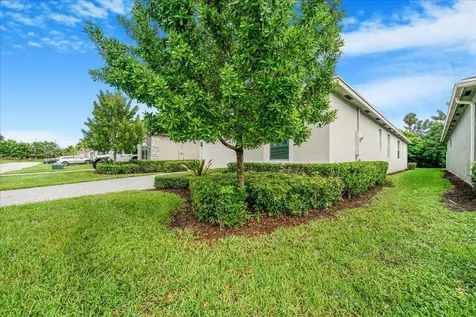 6818 Pointe Of Woods Drive West Palm Beach FL 33413
