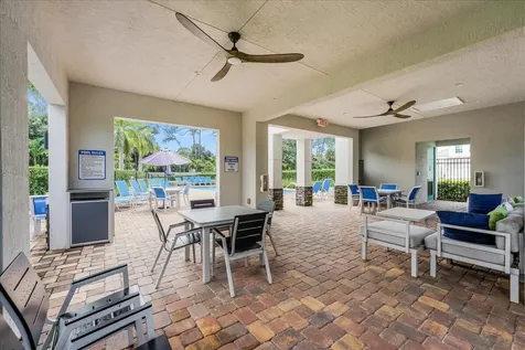 6818 Pointe Of Woods Drive West Palm Beach FL 33413