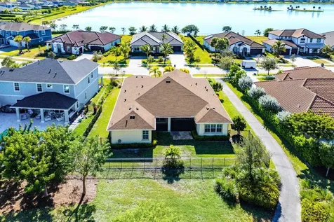 940 Hookline Circle Loxahatchee FL 33470