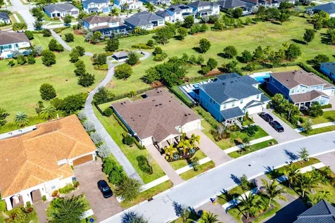 940 Hookline Circle Loxahatchee FL 33470