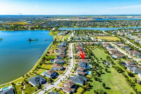940 Hookline Circle Loxahatchee FL 33470