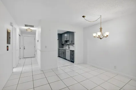 13942 Via Flora Delray Beach FL 33484