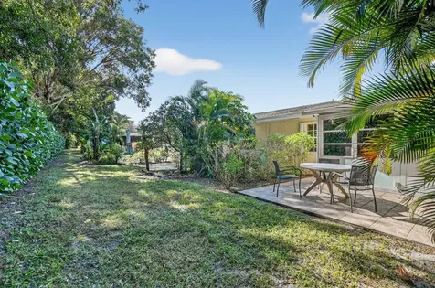 13942 Via Flora Delray Beach FL 33484