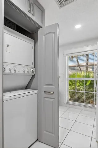 13942 Via Flora Delray Beach FL 33484