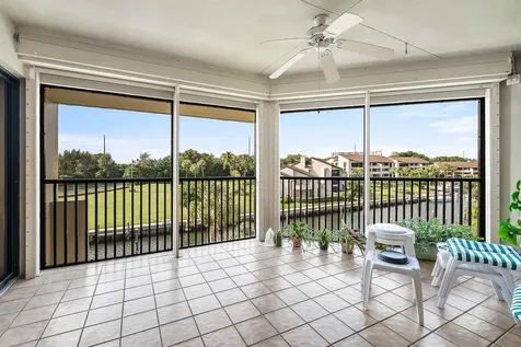 1109 Marine Way E L4r Way North Palm Beach FL 33408