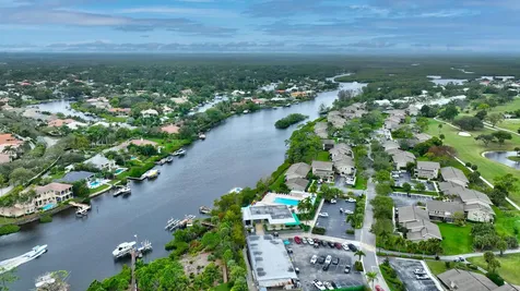 18350 Se Wood Haven Lane Jupiter FL 33469