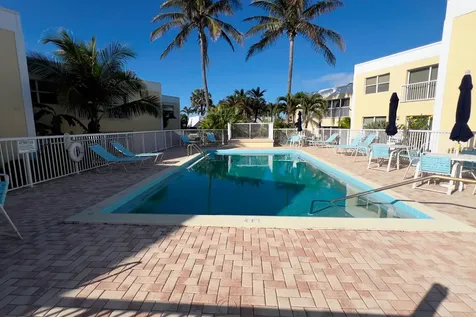 3541 Ne Ocean Boulevard Jensen Beach FL 34957
