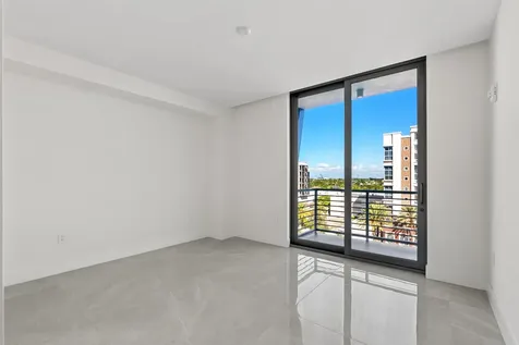 485 E Royal Palm Road Boca Raton FL 33432