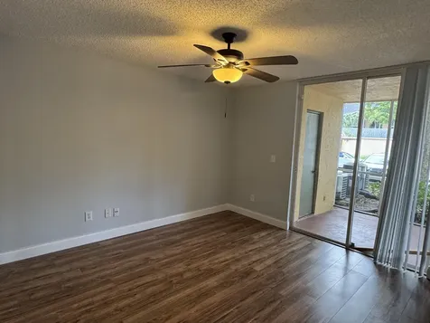 4045 W Mcnab Road Pompano Beach FL 33069