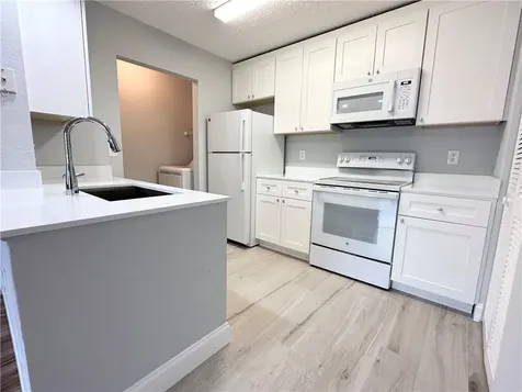 4045 W Mcnab Road Pompano Beach FL 33069