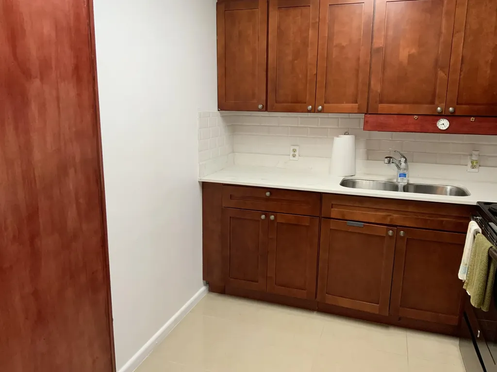 223 Fanshaw F Boca Raton FL 33434