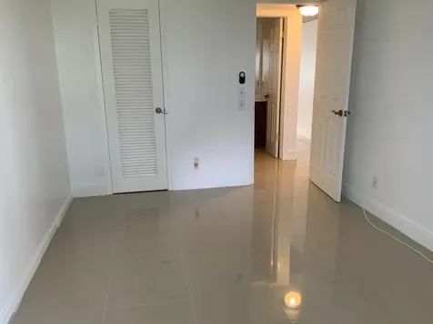 223 Fanshaw F Boca Raton FL 33434
