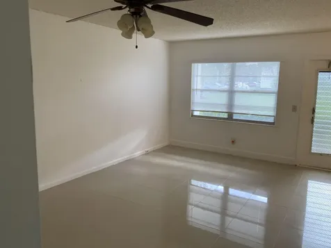 223 Fanshaw F Boca Raton FL 33434