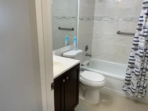 223 Fanshaw F Boca Raton FL 33434
