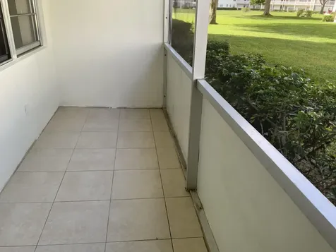 223 Fanshaw F Boca Raton FL 33434