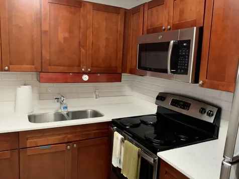 223 Fanshaw F Boca Raton FL 33434