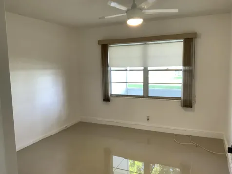 223 Fanshaw F Boca Raton FL 33434