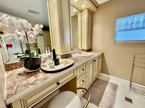 231 Nw 53rd Court Deerfield Beach FL 33064