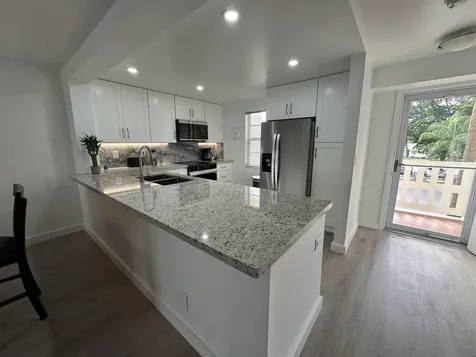 141 SE 3rd Avenue Dania Beach FL 33004